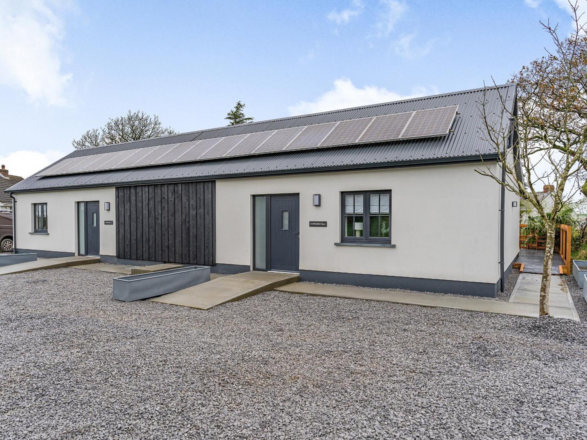 Cowshed 2 - Uk35458 Villa Whitland Exterior photo